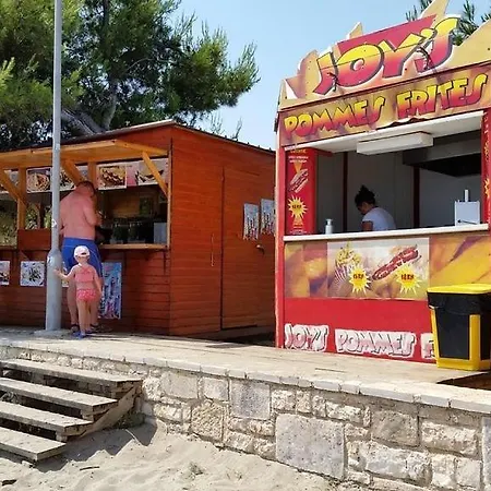 In With Terrace, Air Conditioning, Wi-fi, Washing Machine Daire Medulin