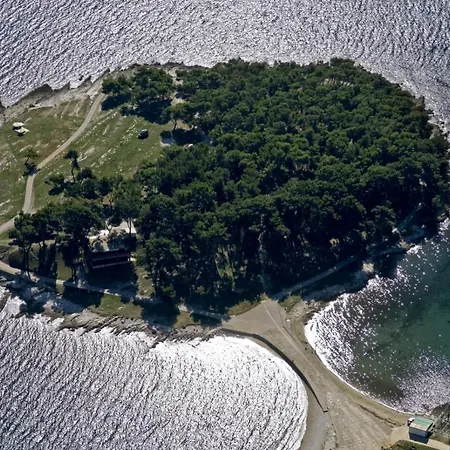 شقة In With Terrace, Air Conditioning, Wi-fi, Washing Machine ميدولين