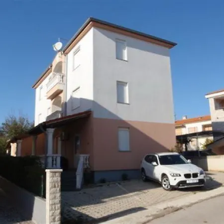 In With Terrace, Air Conditioning, Wi-fi, Washing Machine Apartment Medulin